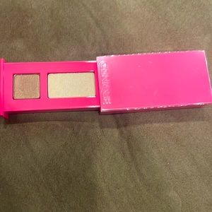 Clinique “Like Mink” all about shadow duo